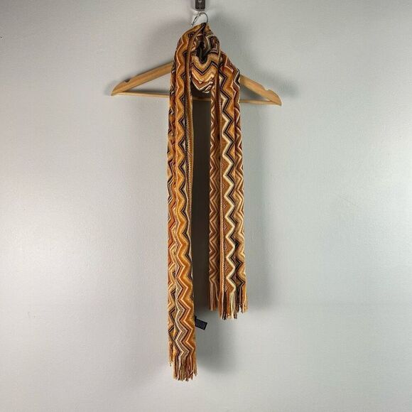 Missoni Wool Zig Zag Scarf With Fringe and Metallic Detail - Picture 3 of 7